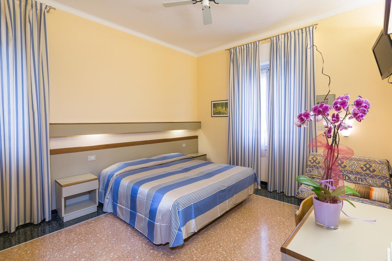 Hotel Villa Delibera Varazze Exteriér fotografie